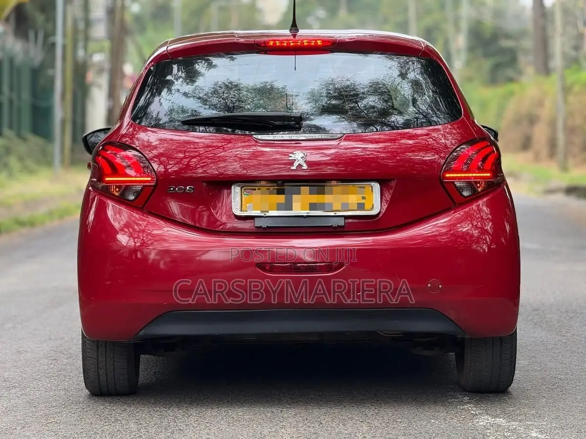 Peugeot 208 2019 Red