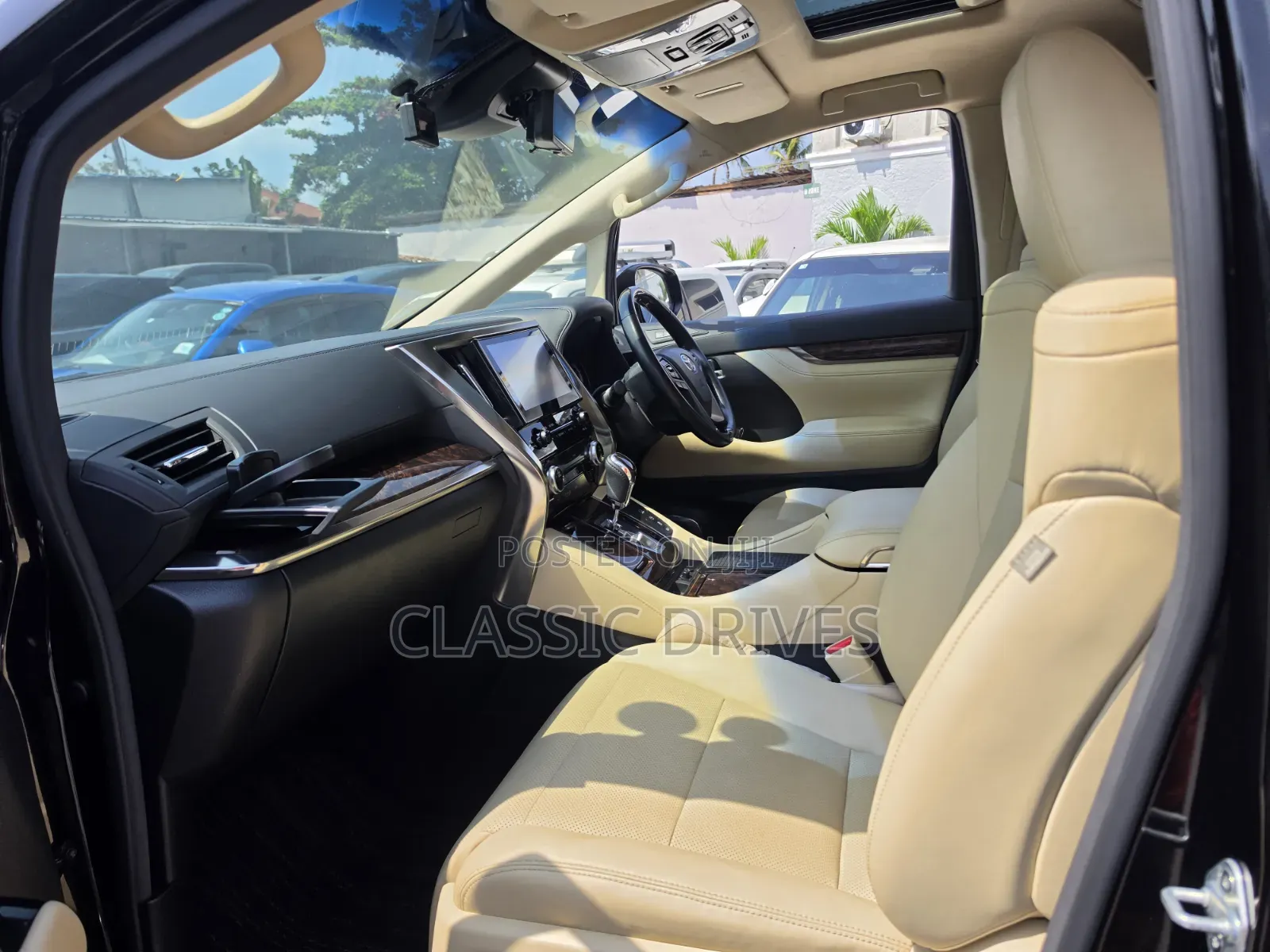 Toyota Alphard 2019 Black