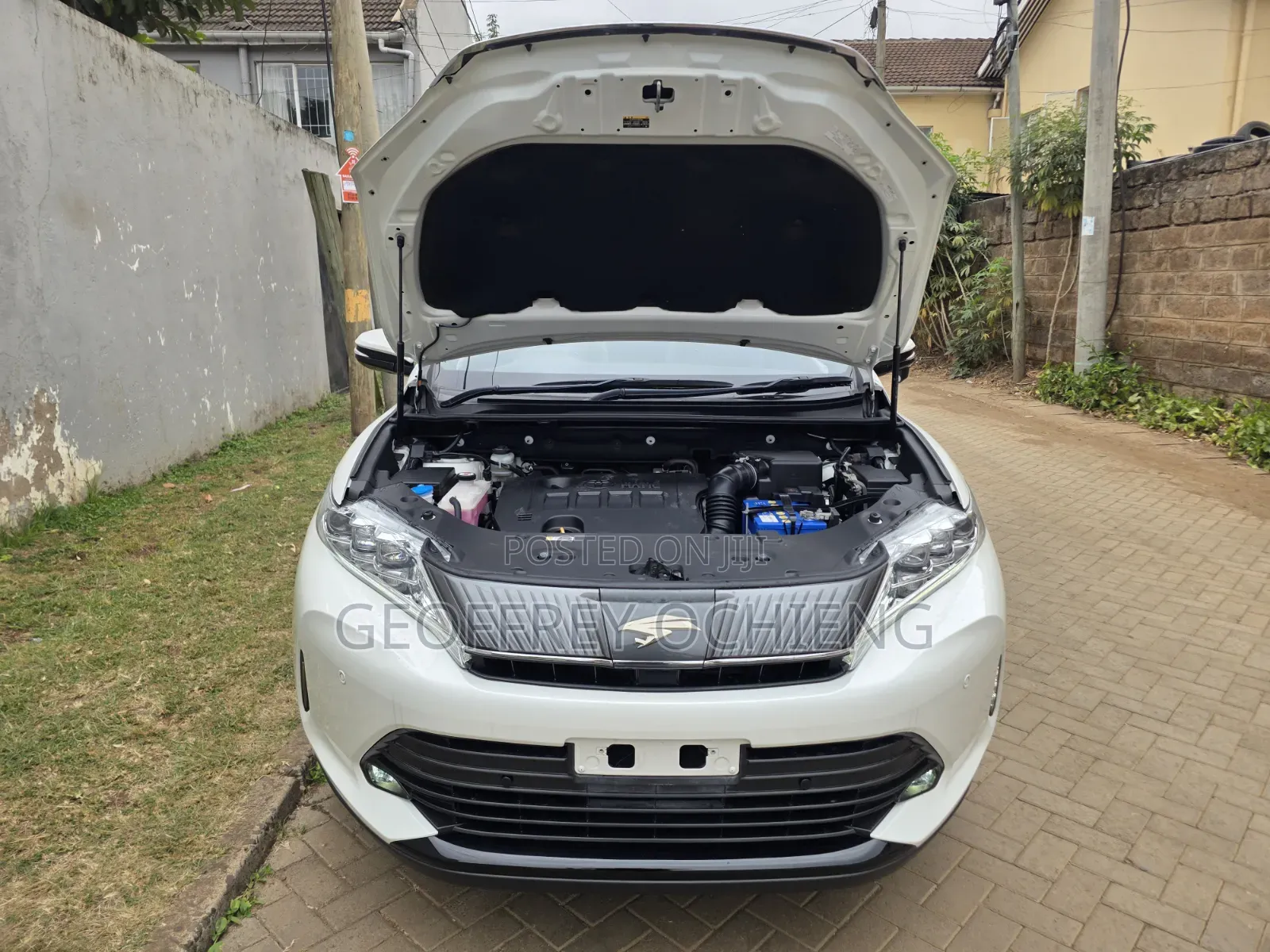 Toyota Harrier 2020 White