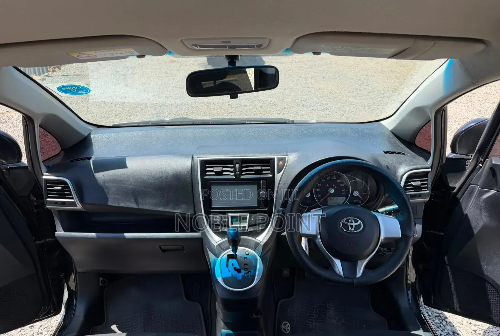 Toyota Ractis 2014 Black