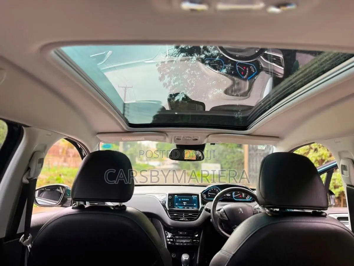 Peugeot 2008 2019 Blue