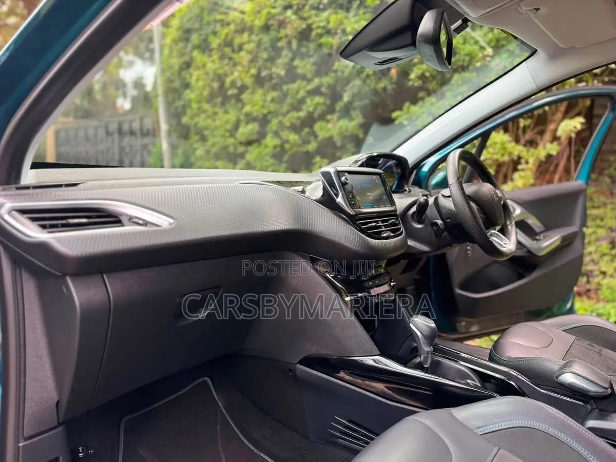 Peugeot 2008 2019 Blue