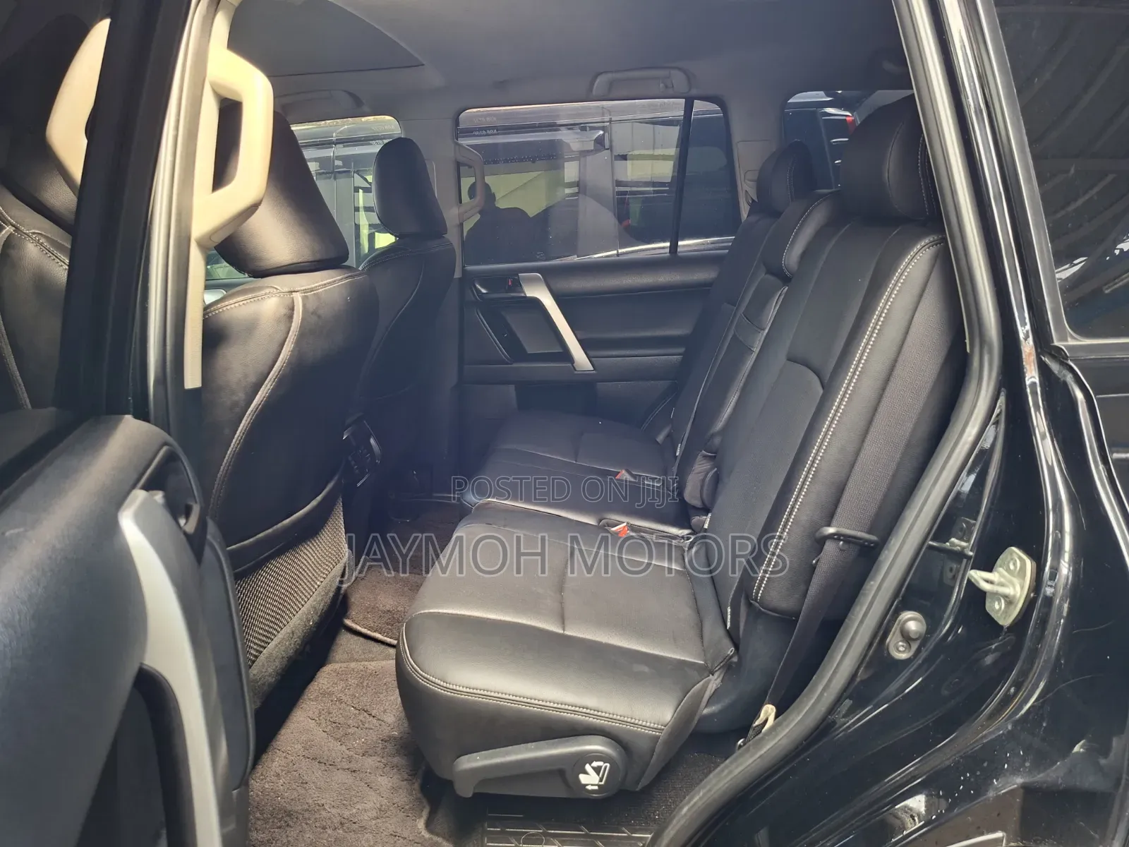Toyota Land Cruiser Prado 2014 Black
