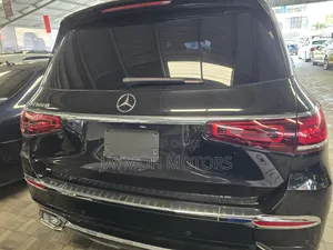 Mercedes-Benz VS680L Maybach 2021 Black