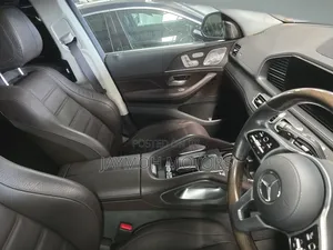 Mercedes-Benz VS680L Maybach 2021 Black