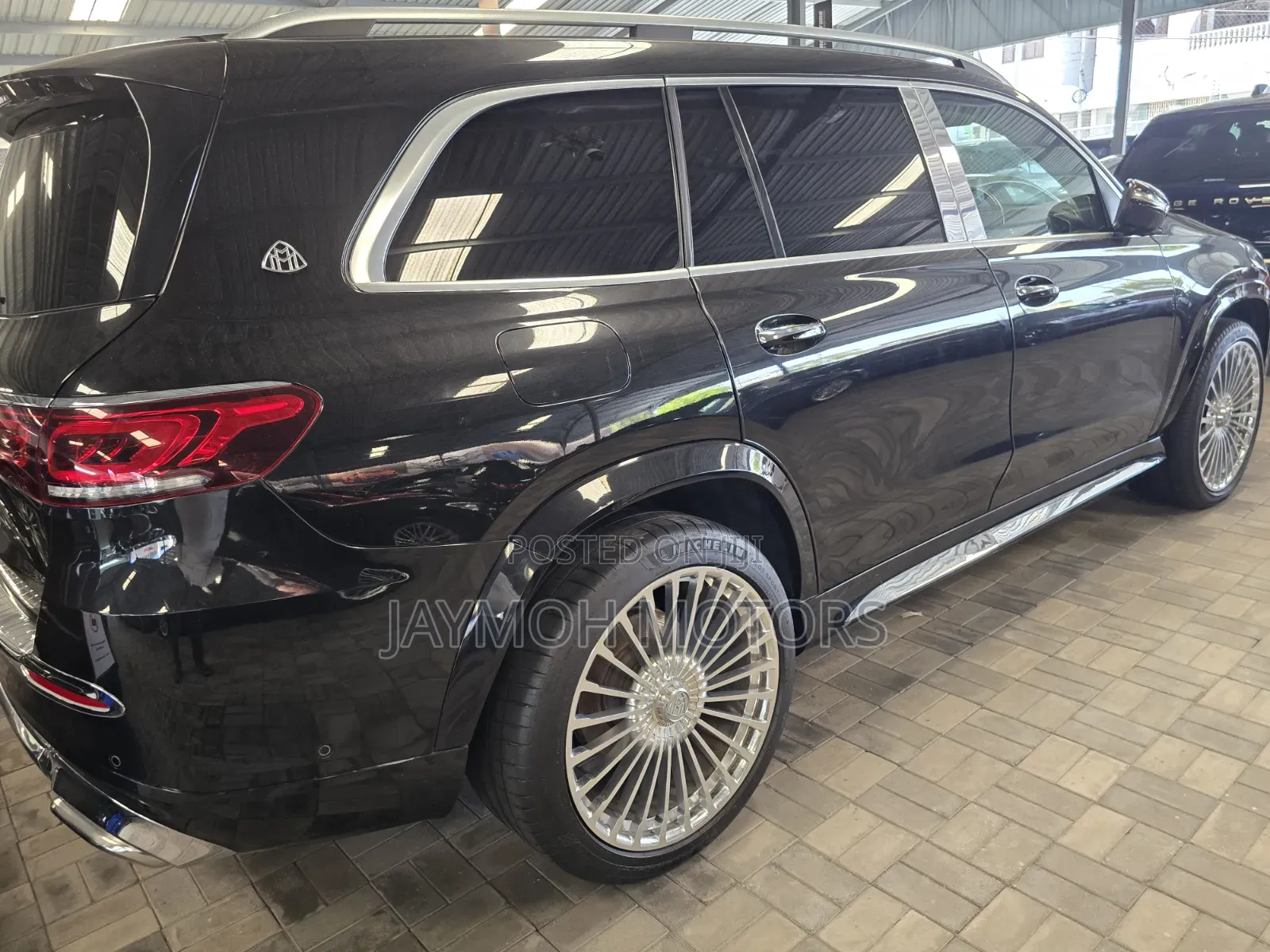 Mercedes-Benz VS680L Maybach 2021 Black