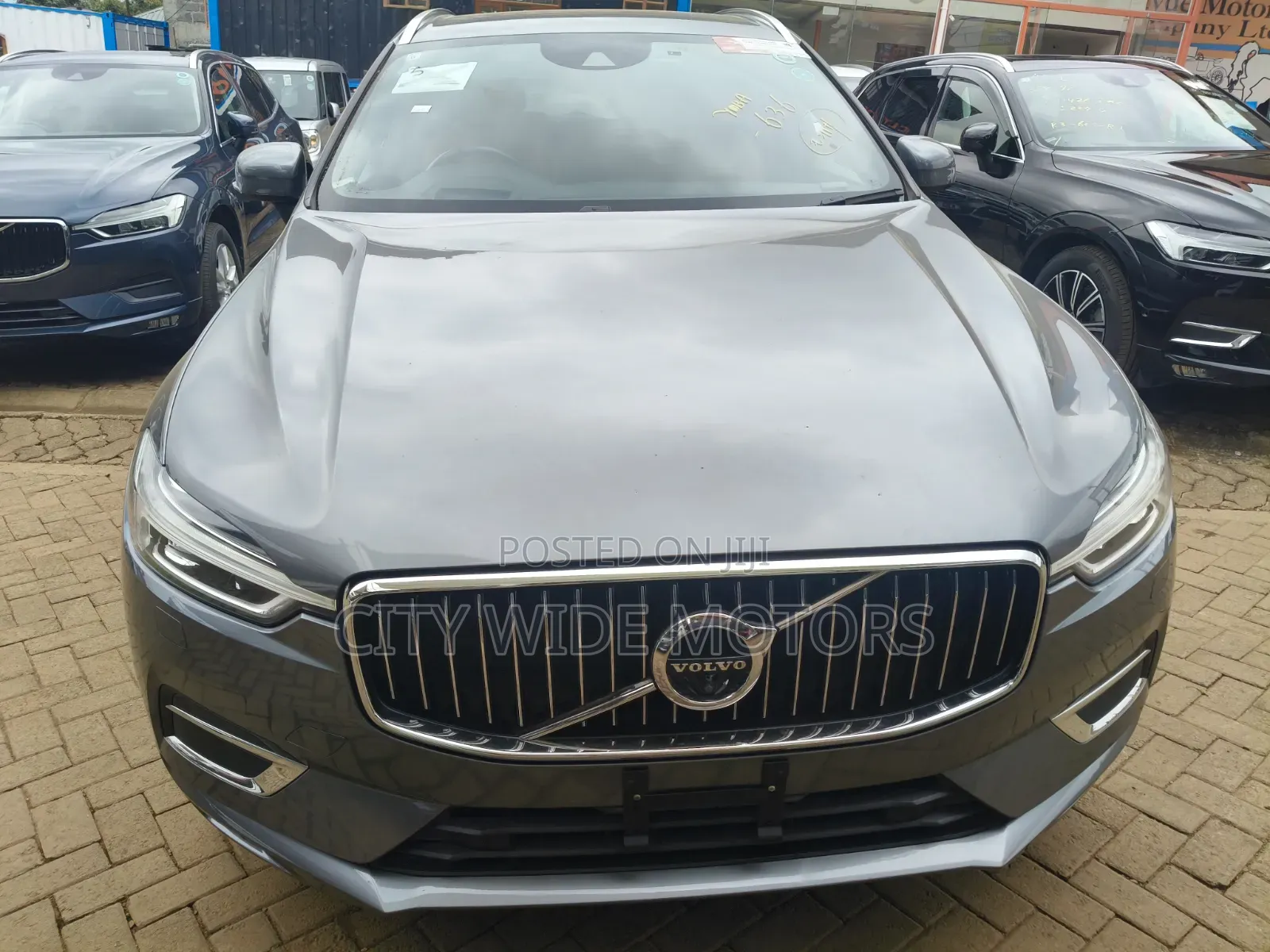 Volvo XC60 2019 Gray
