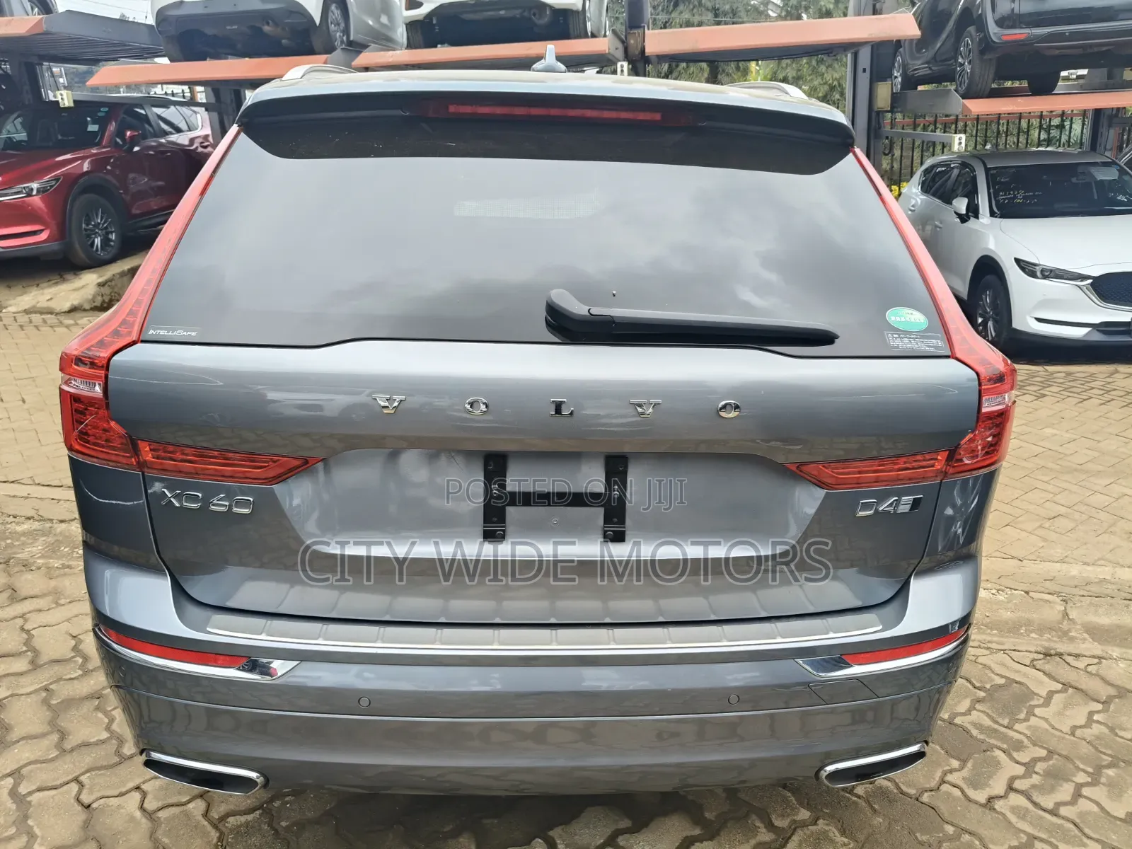 Volvo XC60 2019 Gray
