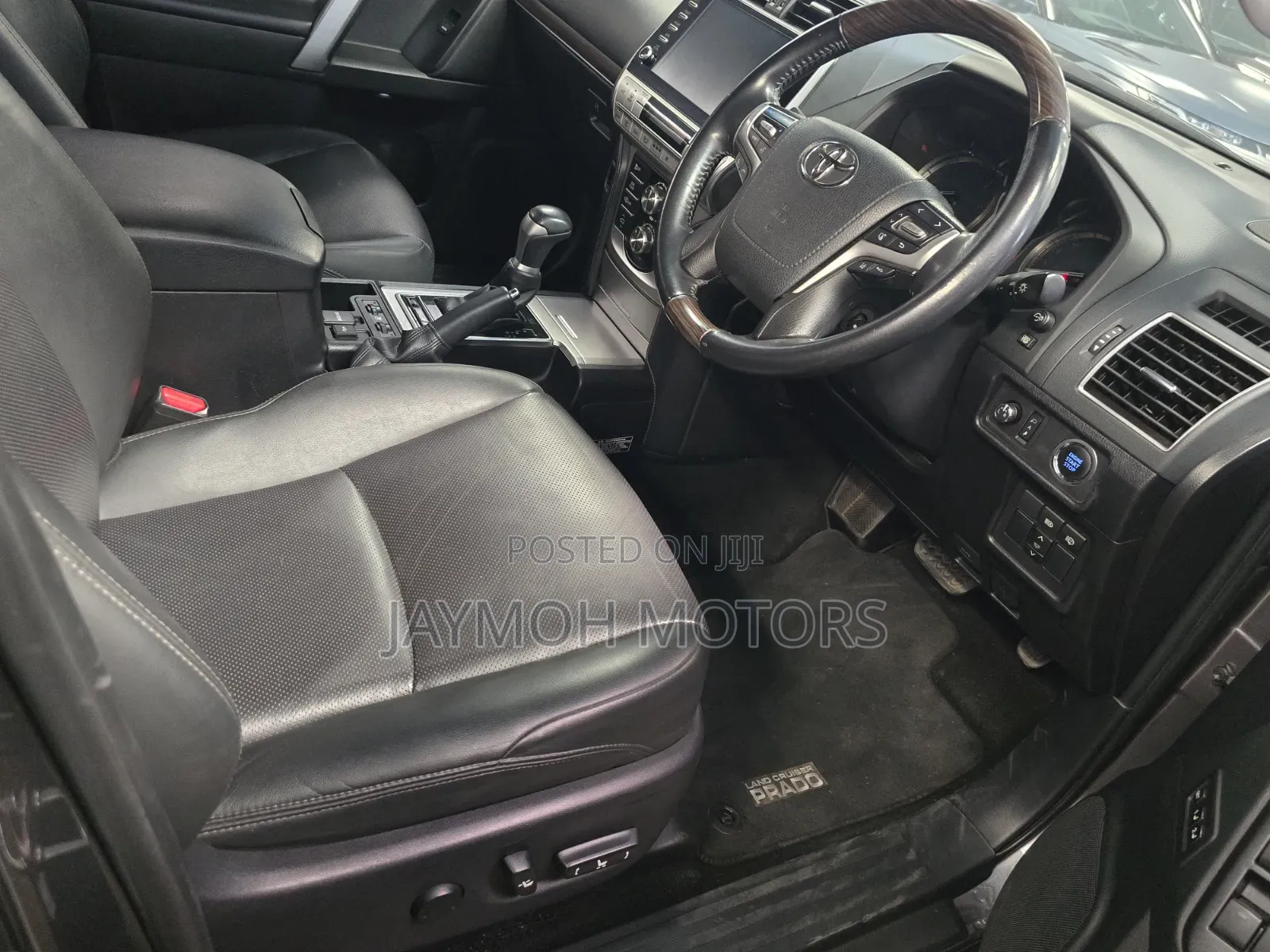 Toyota Land Cruiser Prado 2021 Gray