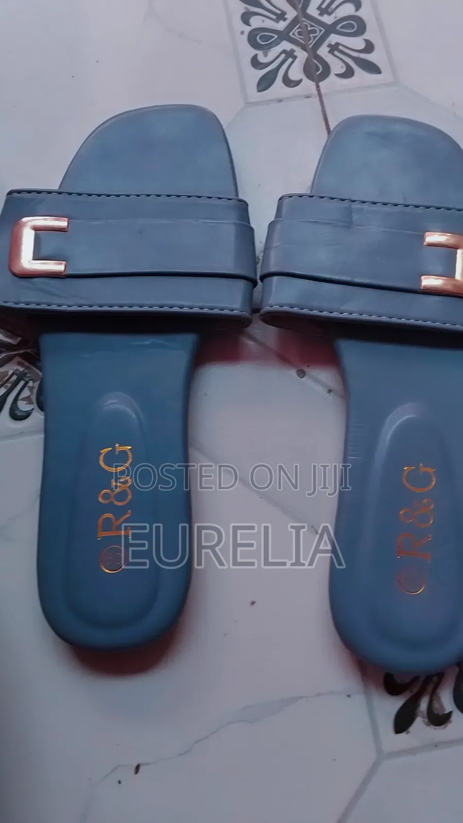 Ladies' Flat Shoes