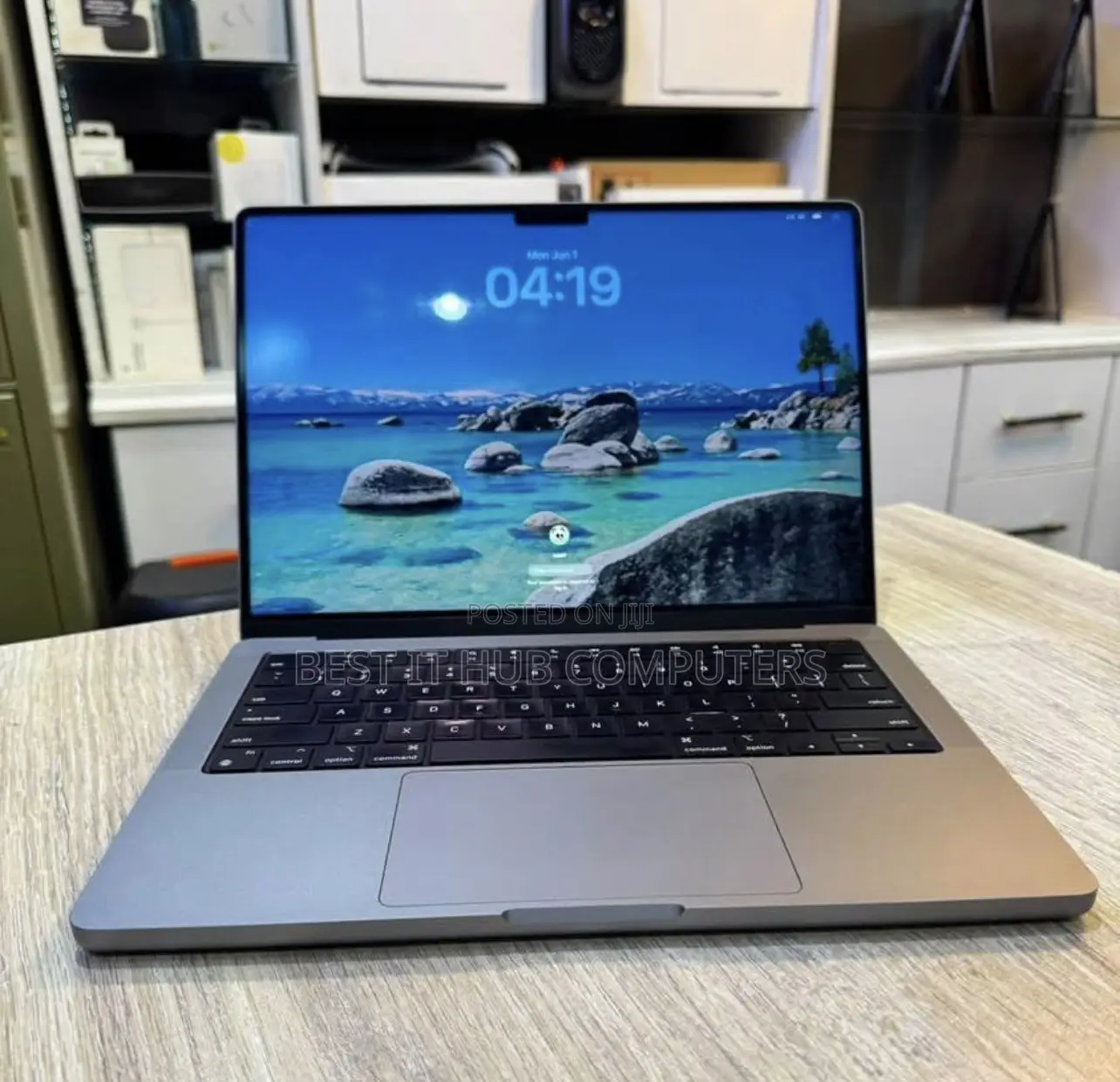 Laptop Apple MacBook Pro 2021 M1 16GB Apple M1 Pro SSD 1T
