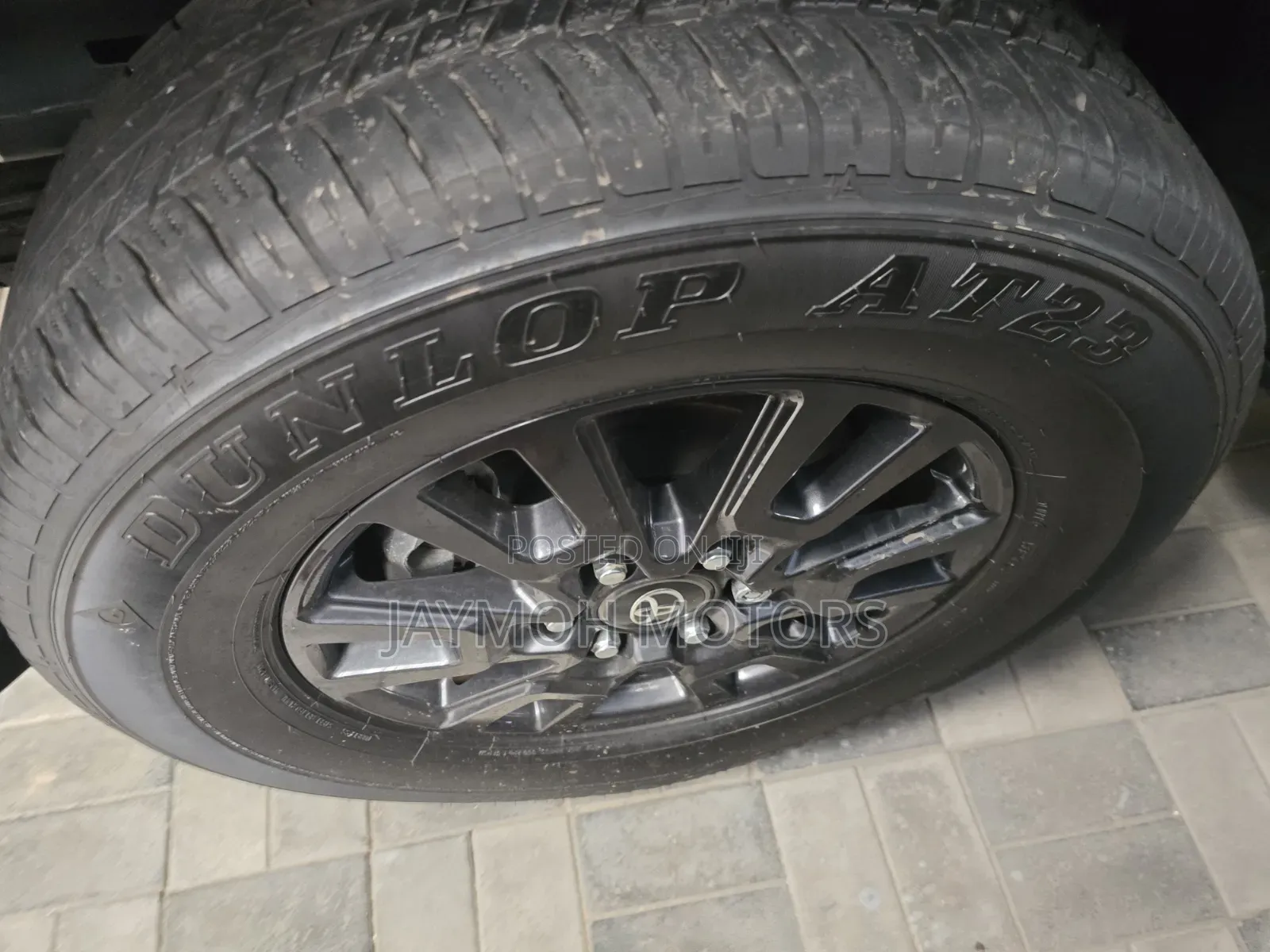 Toyota Land Cruiser Prado 2024 Silver