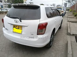 Toyota Corolla Fielder 2009 White