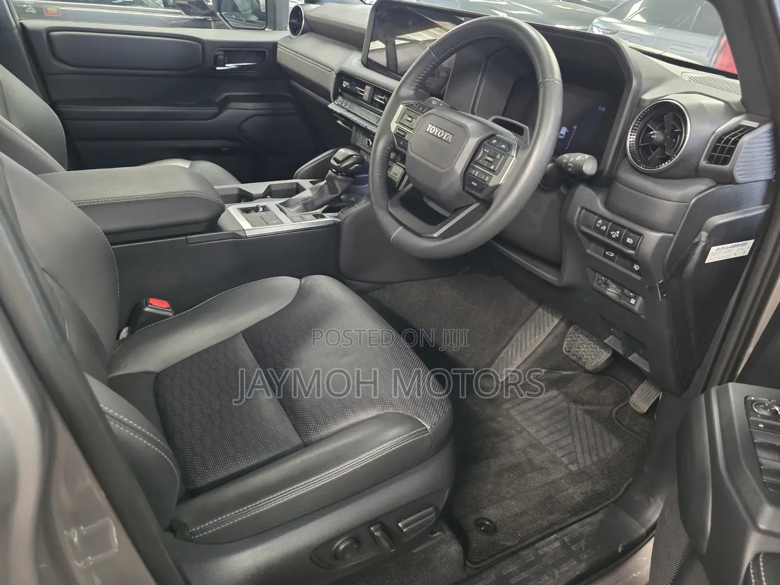 Toyota Land Cruiser Prado 2024 Silver
