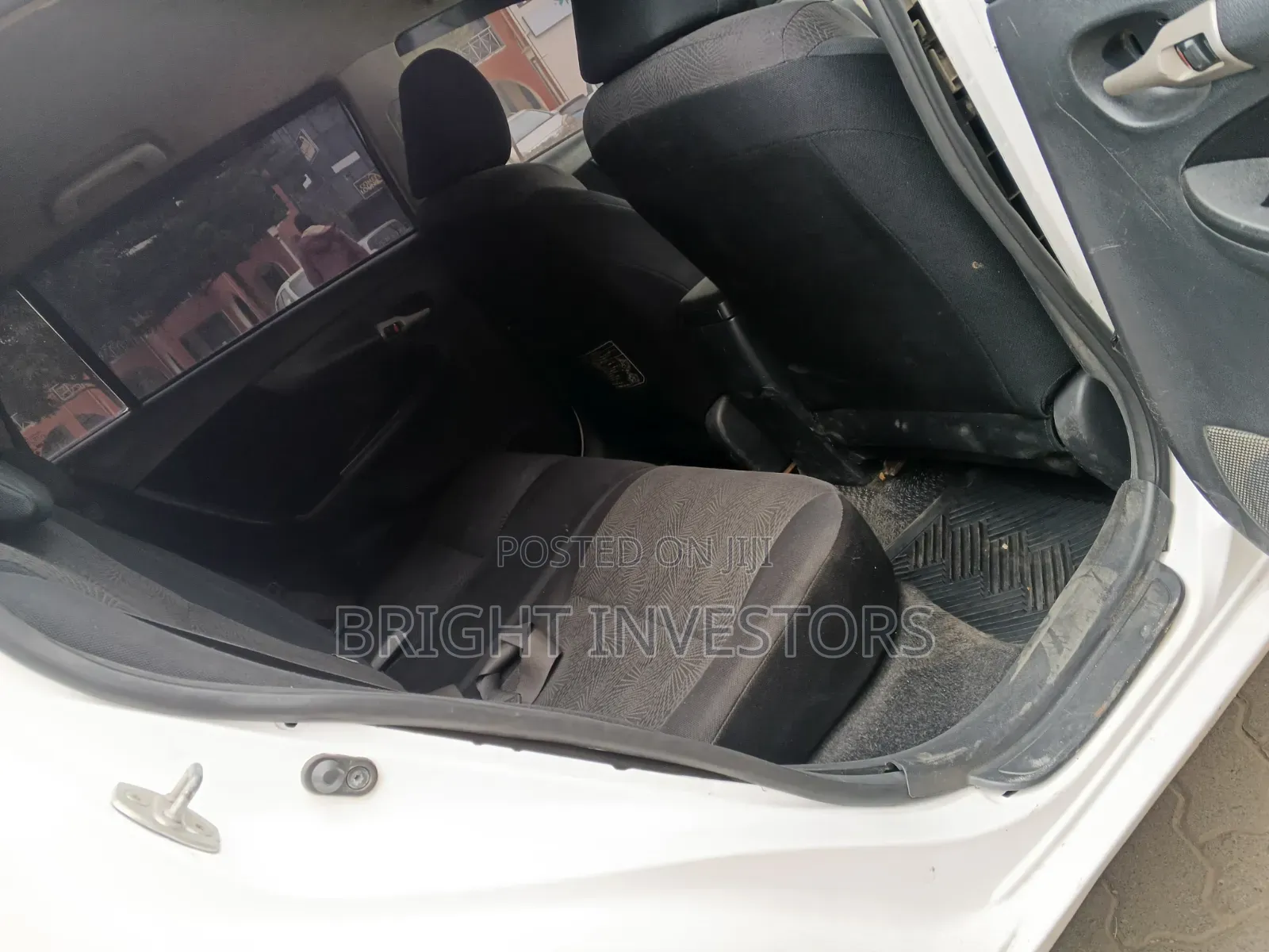 Toyota Corolla Fielder 2009 White