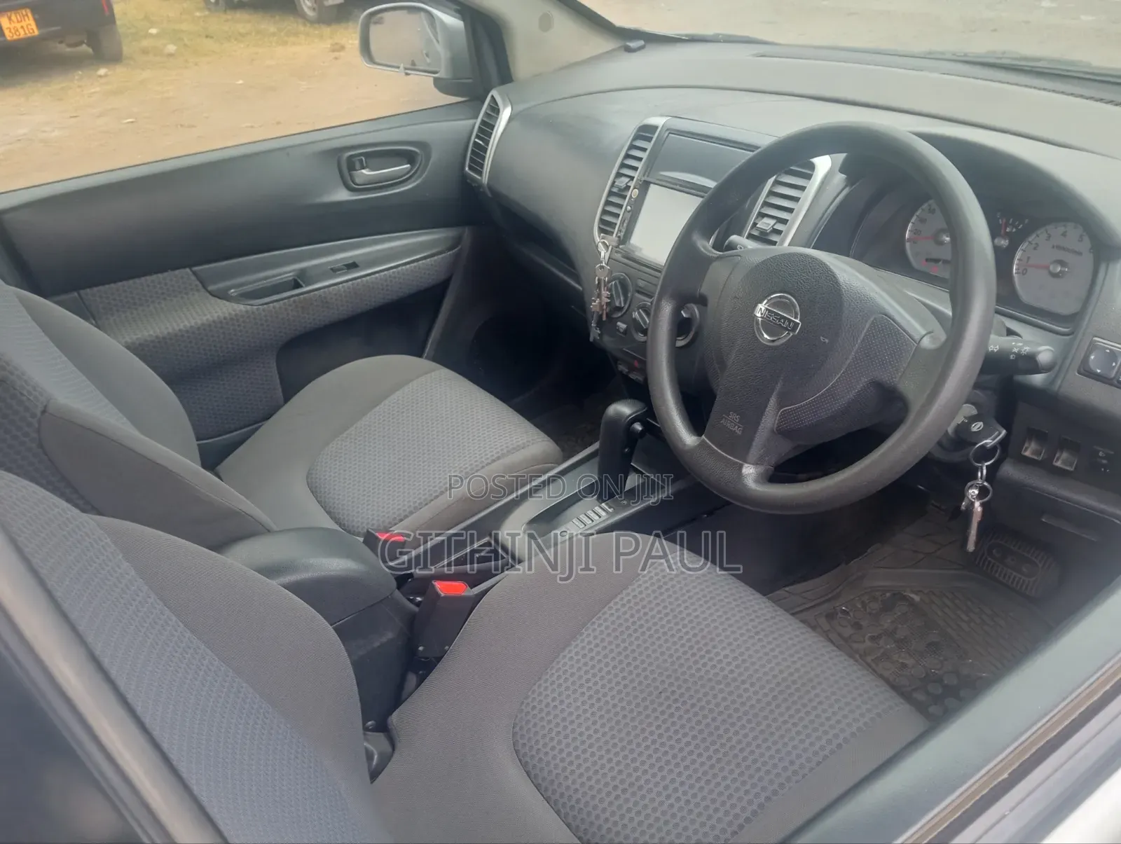 Nissan Wingroad 2013 Silver