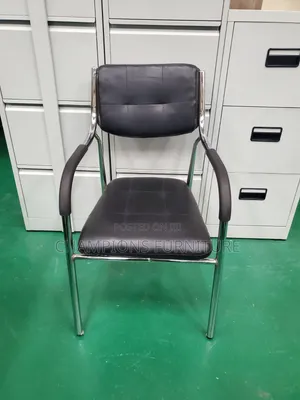Classic Black Leather Visitors Chair