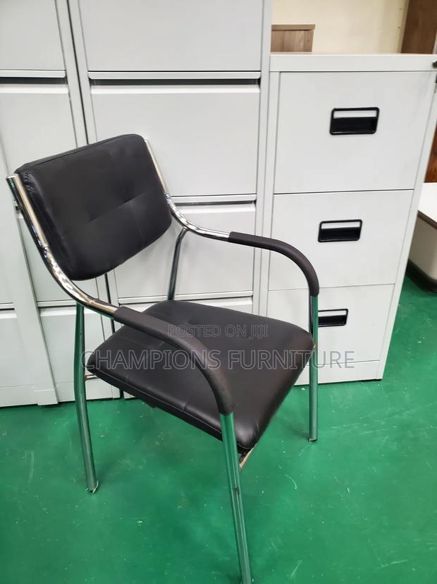 Classic Black Leather Visitors Chair - thumbnail 2