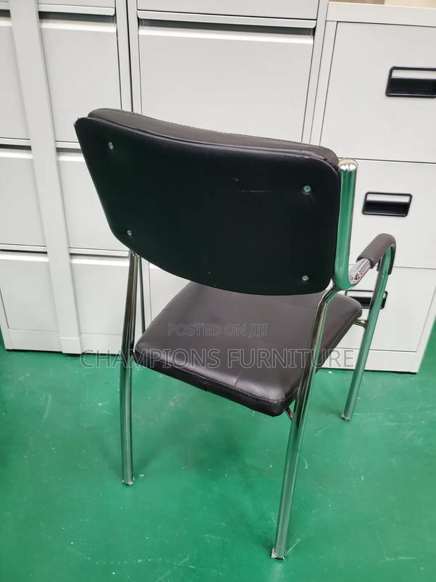 Classic Black Leather Visitors Chair - thumbnail 3