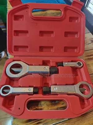 Damaged BOLT and NUT Splitter Extractor Kit