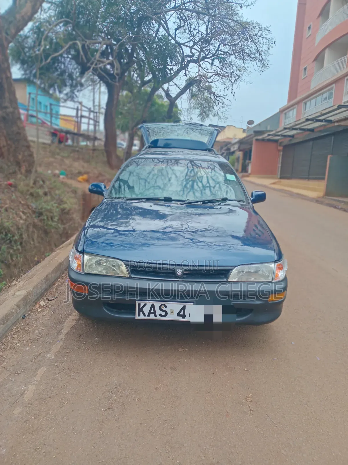 Toyota Corolla 1999 Blue