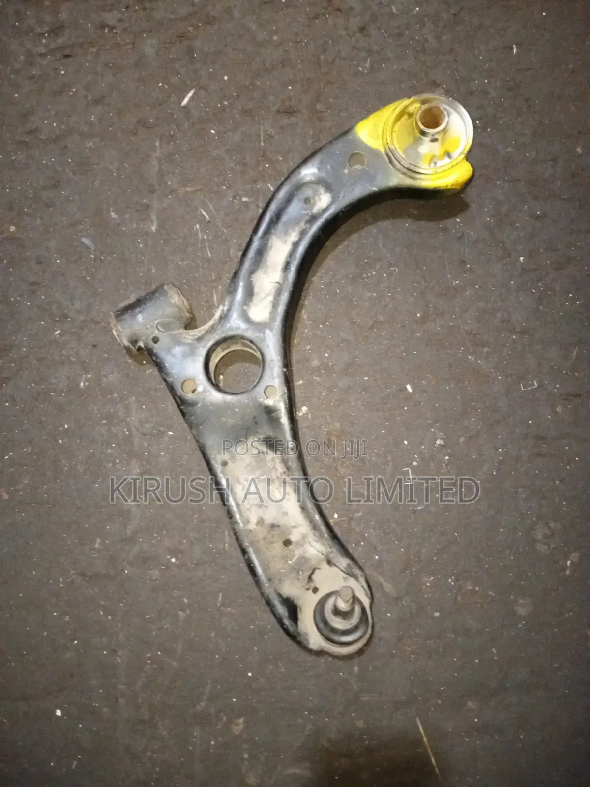 Daihatsu Mira Control Arm