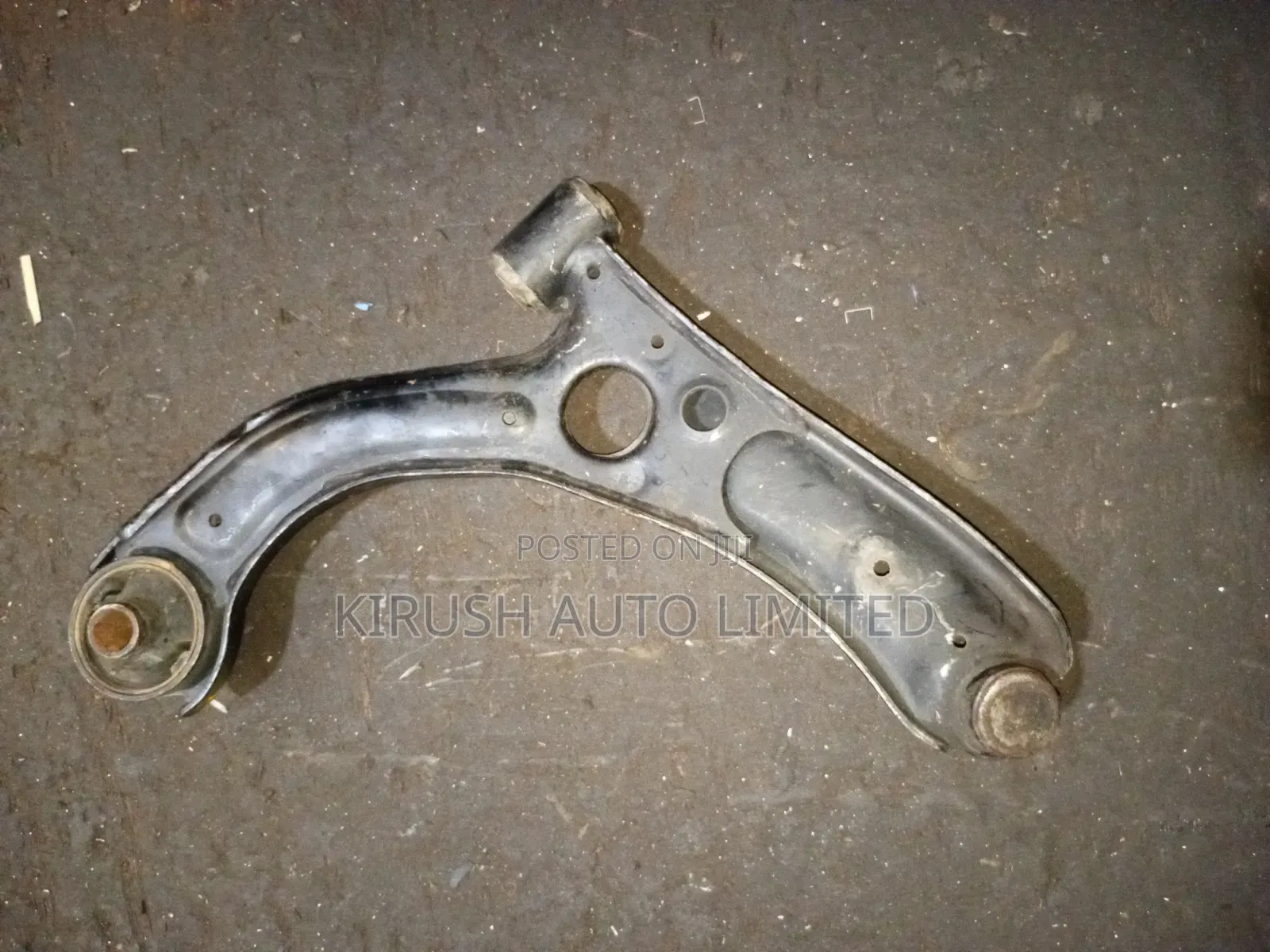 Daihatsu Mira Control Arm
