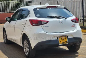 Mazda Demio 2018 White
