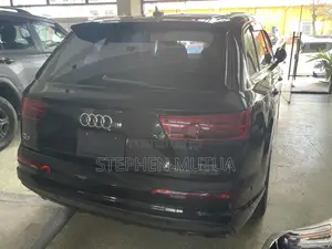 Audi Q7 3.0T Premium AWD quattro 2018 Black