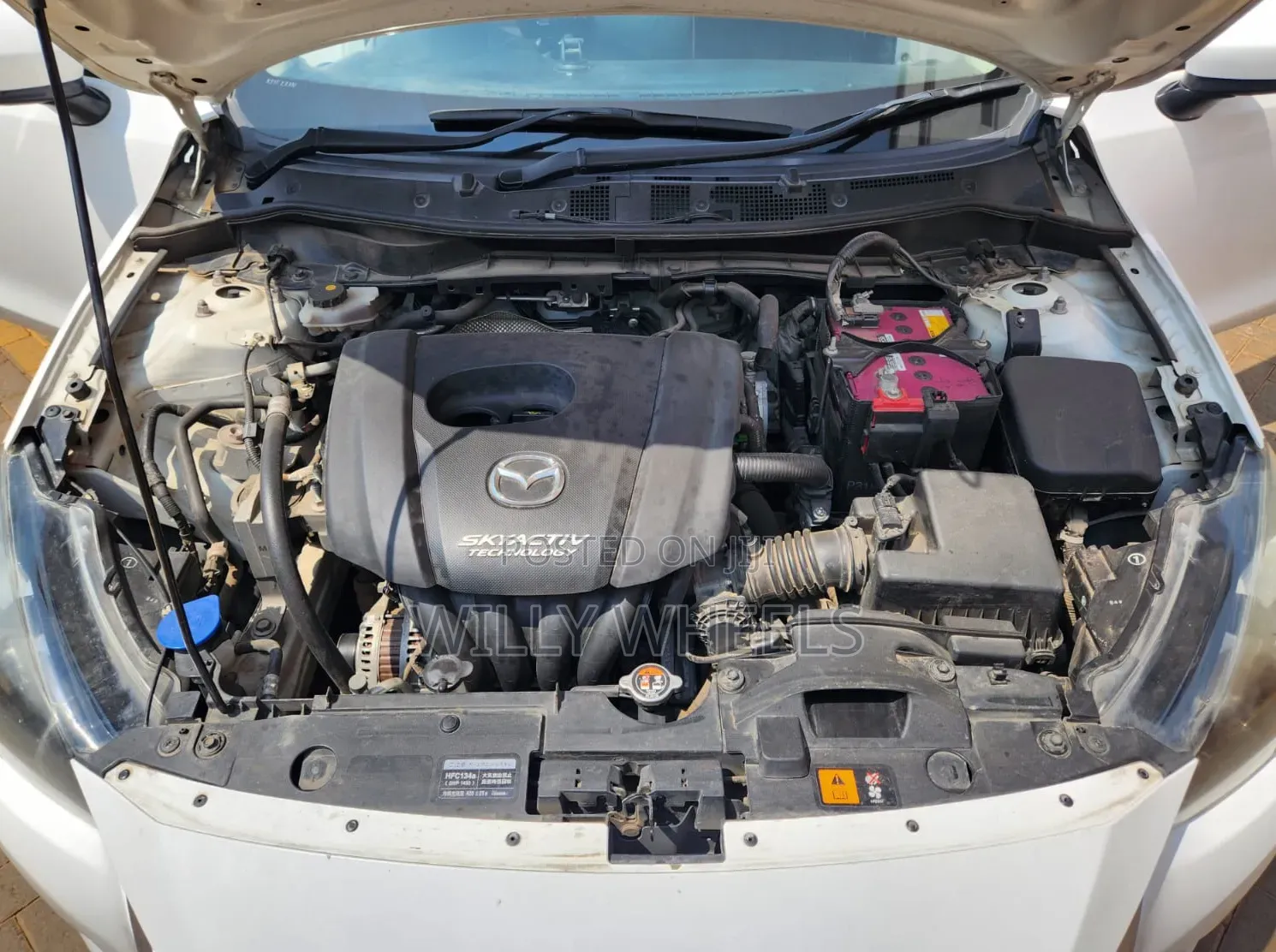 Mazda Demio 2018 White