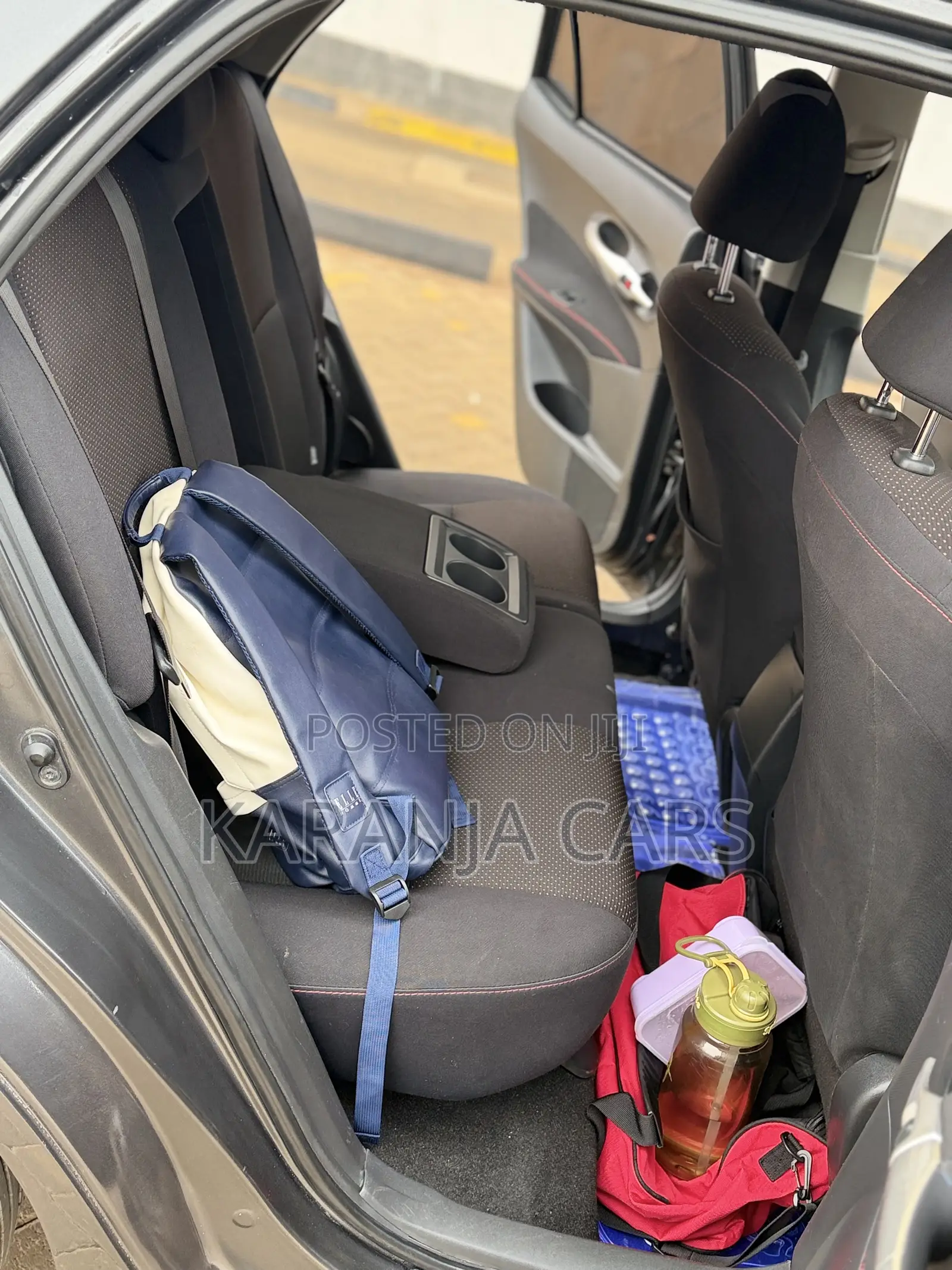 Toyota Auris 2010 Gray