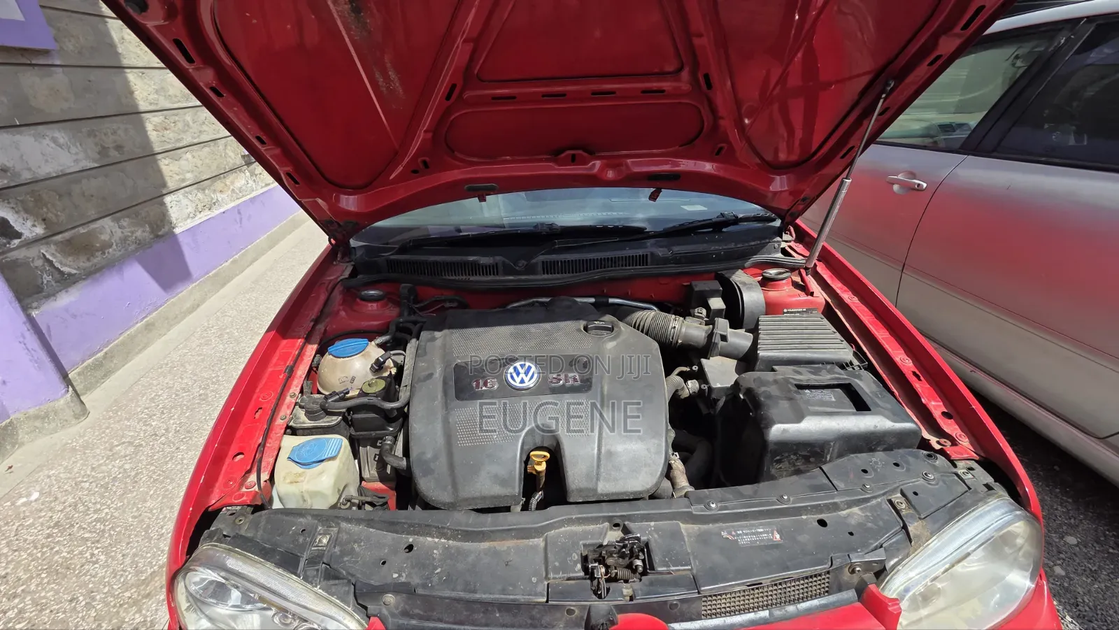 Volkswagen Golf 2004 Red
