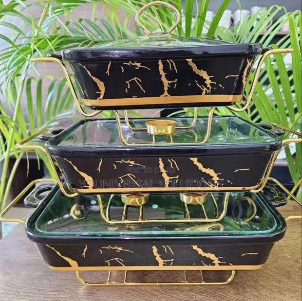 3pcs White /Black Gold Ceramic Chaffing Dish
3.5ltrs,2.5ltrs - main view