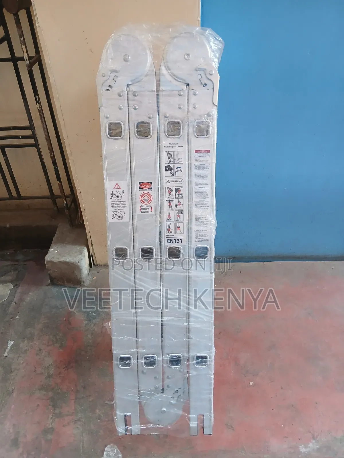 4 by 3 Steps Multipurpose Ladder