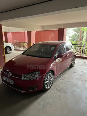 Volkswagen Golf 2014 Red