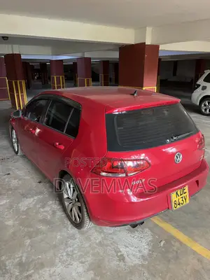 Volkswagen Golf 2014 Red