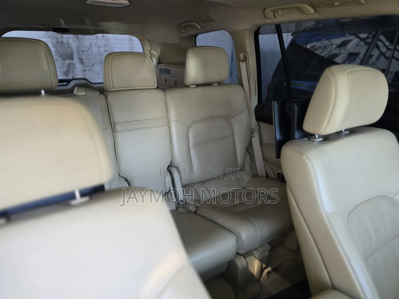 Toyota Land Cruiser 2016 White