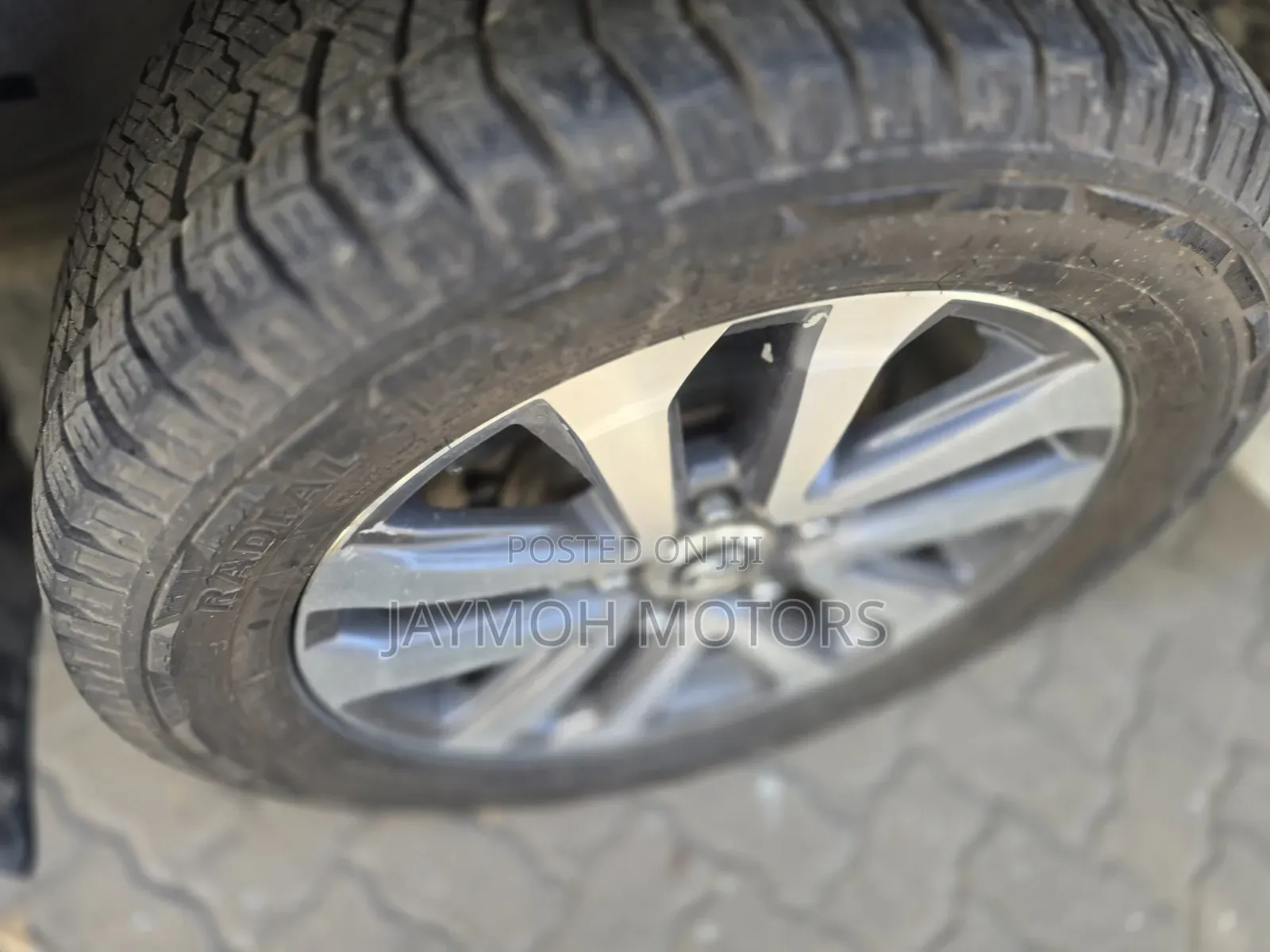 Toyota Land Cruiser 2016 White