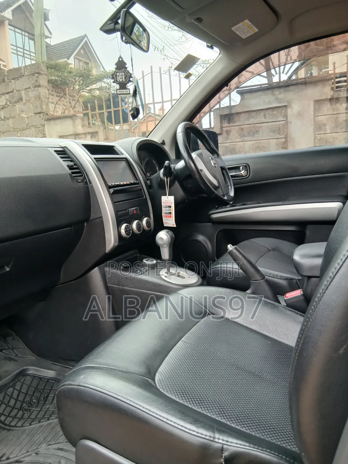 Nissan X-Trail 2012 Red