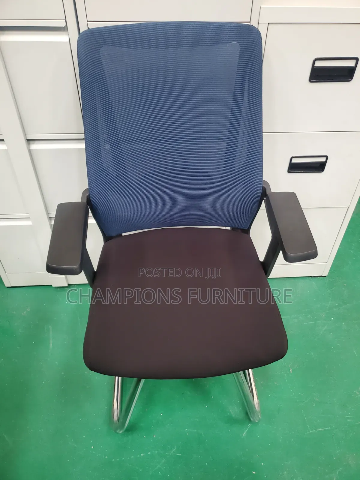 Blue Mesh Visitors Chair With Sled Base