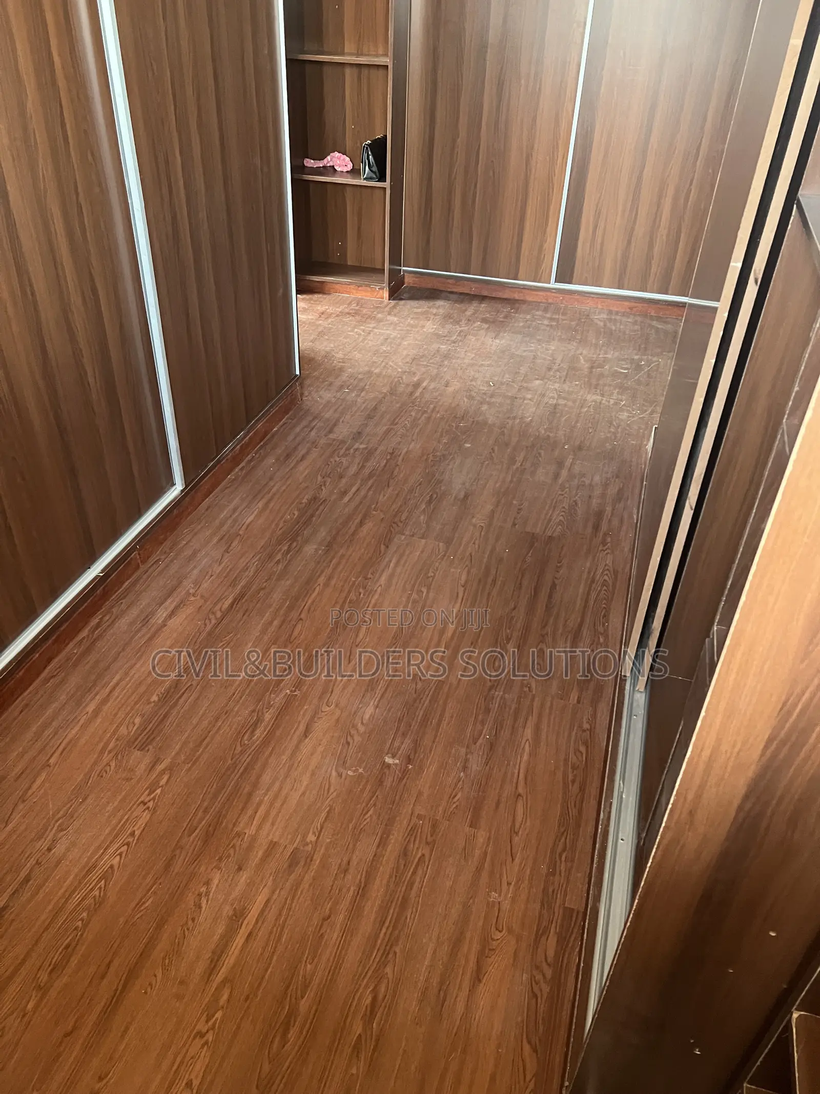 SPC Color Codes Interlocking Plank Tile