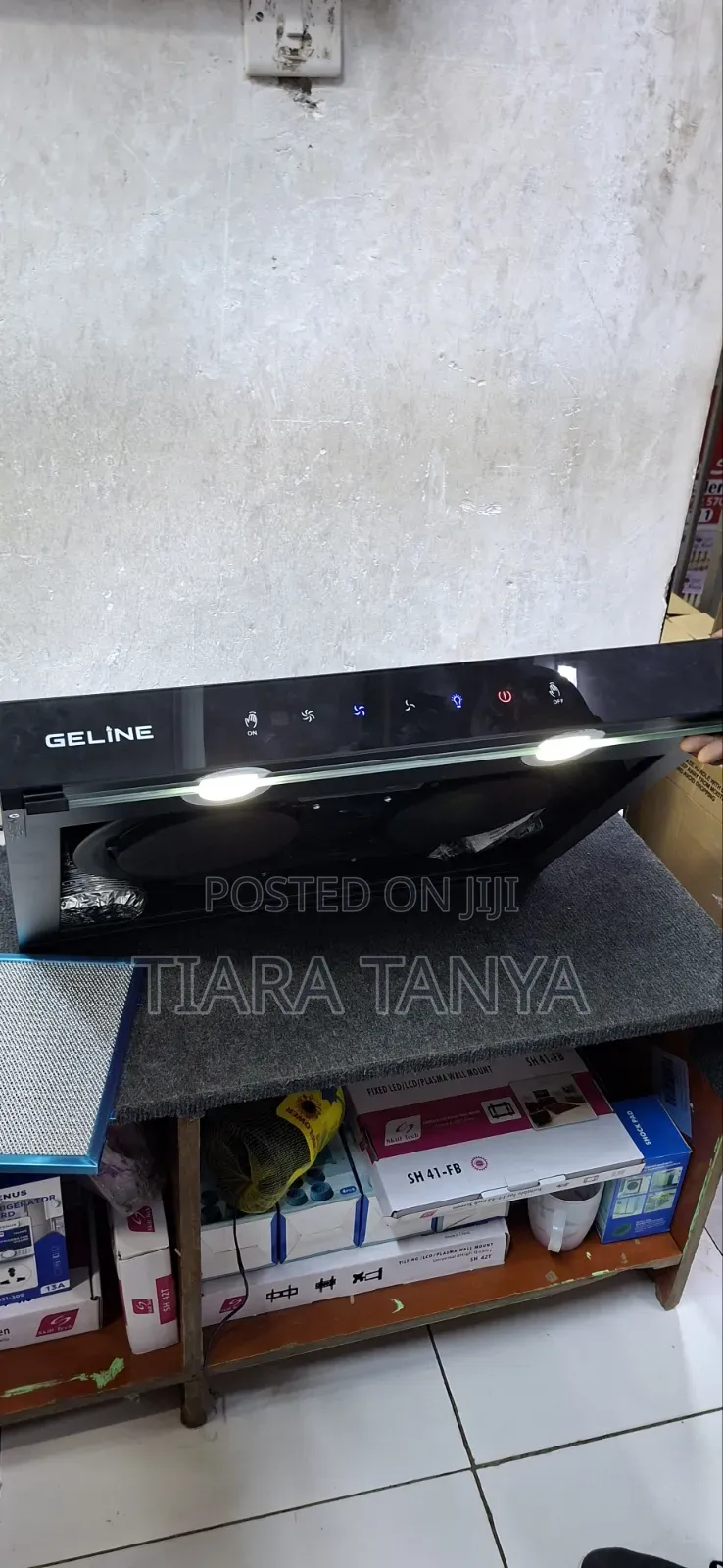 Geline 60cm Kitchen Hood on Offer With Two Filters