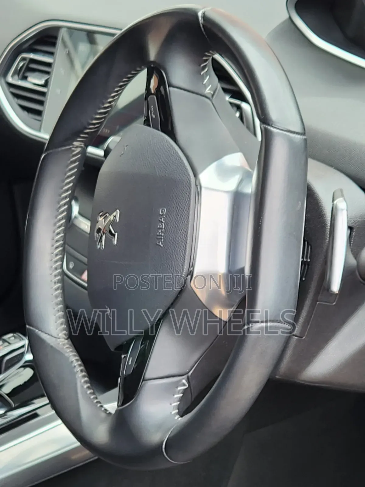 Peugeot 308 2019 Red