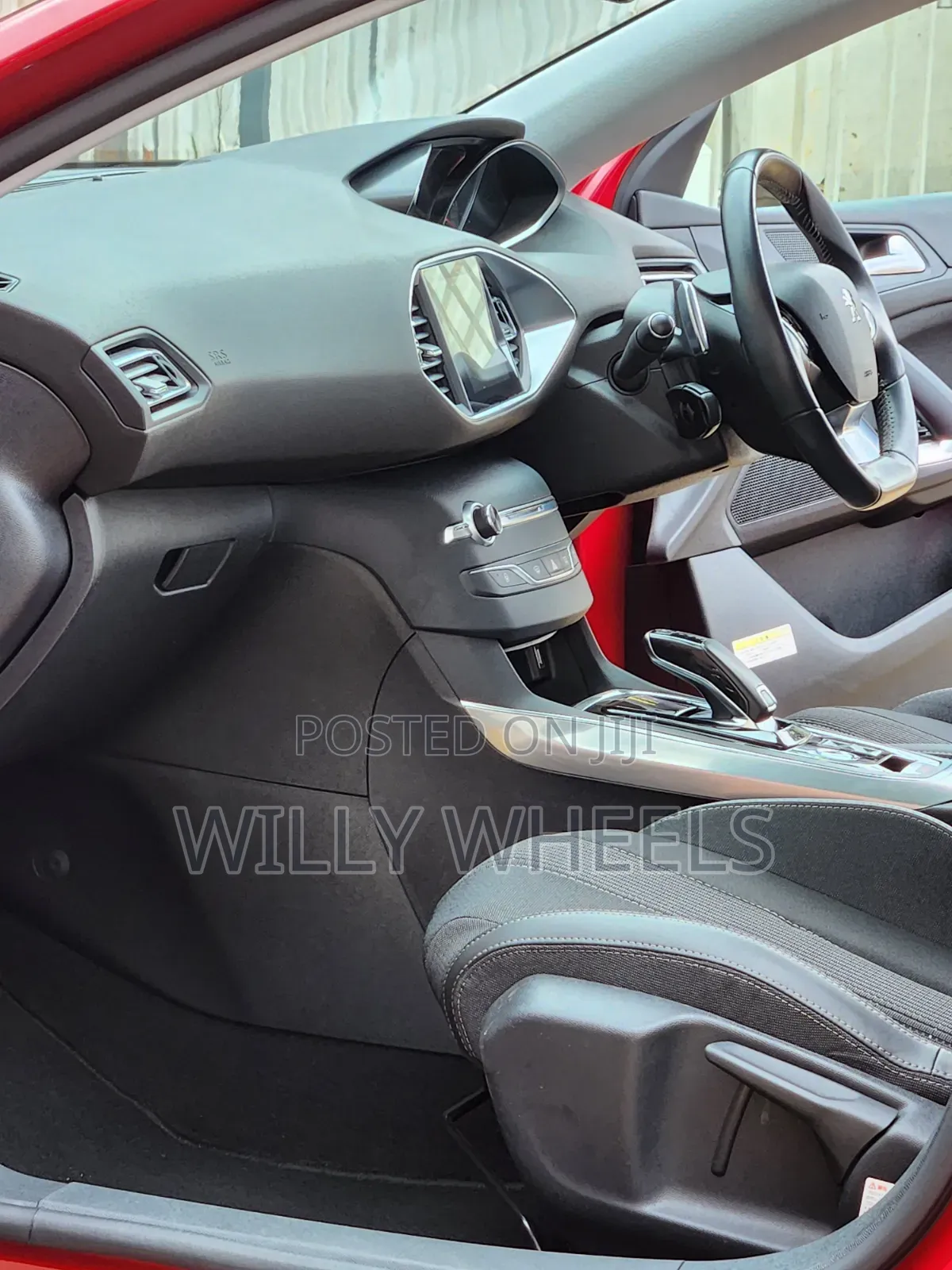 Peugeot 308 2019 Red