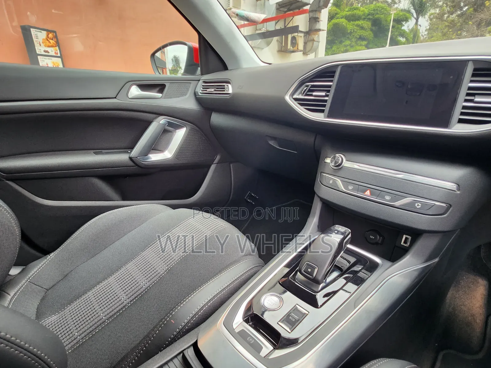 Peugeot 308 2019 Red