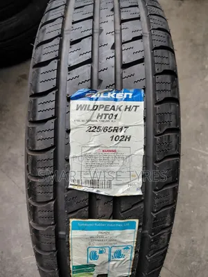 225/65r17 Falken H/T