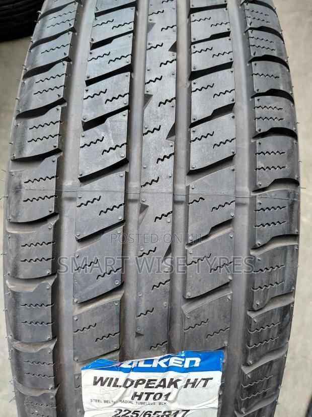 225/65r17 Falken H/T - thumbnail 2
