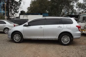 Toyota Corolla Fielder 2012 Silver