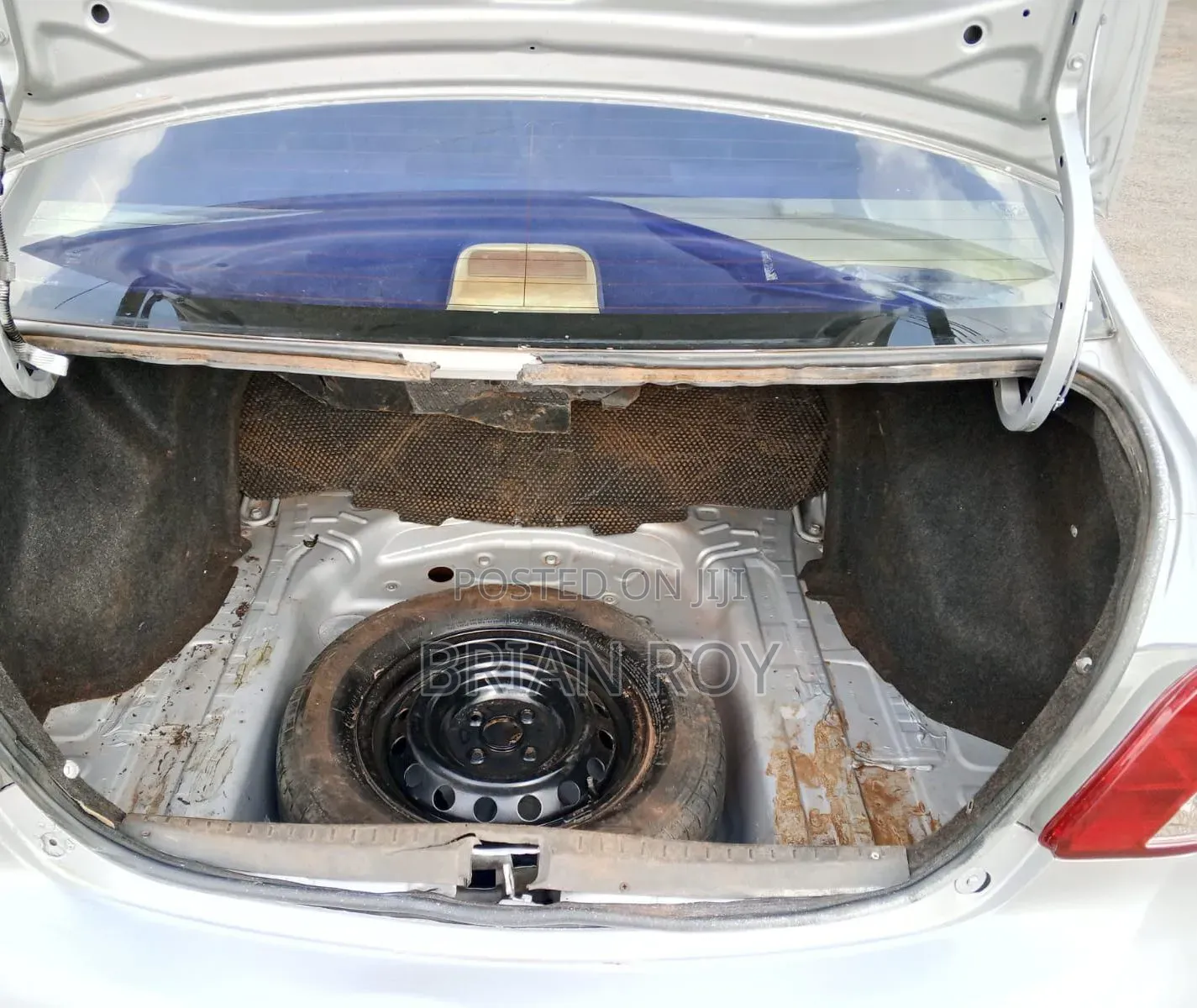 Toyota Belta 2006 Silver