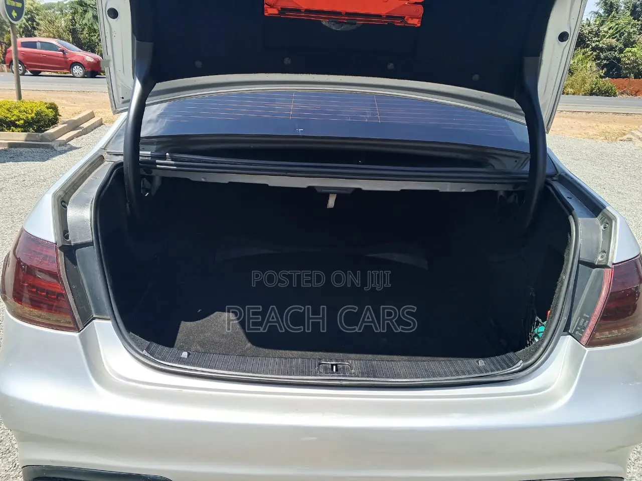 Mercedes-Benz E250 2010 Silver